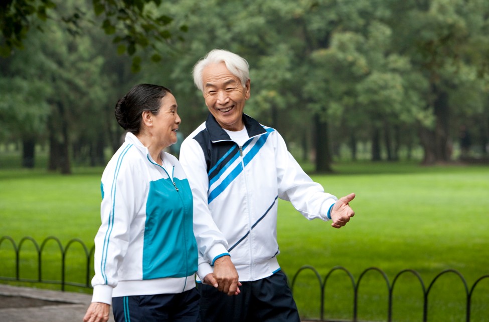 걷는 사람 이미지