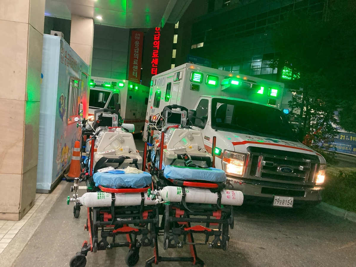 특수 구급차 사진