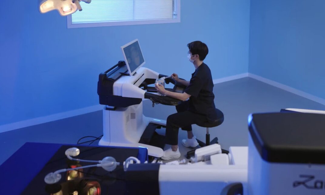 수술 시연 사진