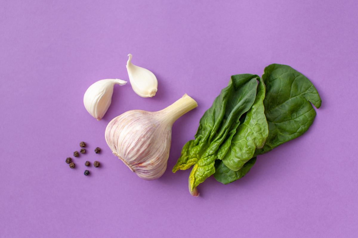 마늘과 시금치 사진