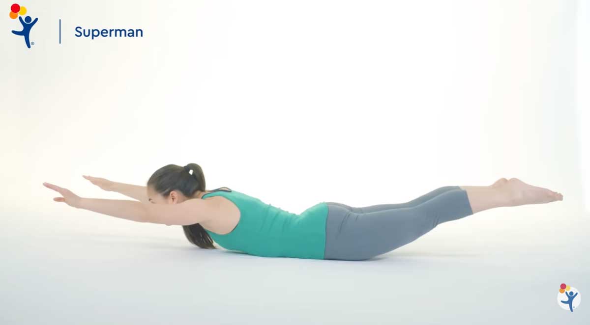 슈퍼맨 자세