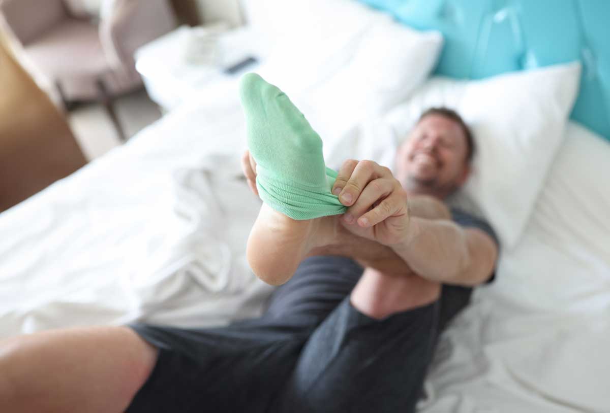 양말 신는 사람