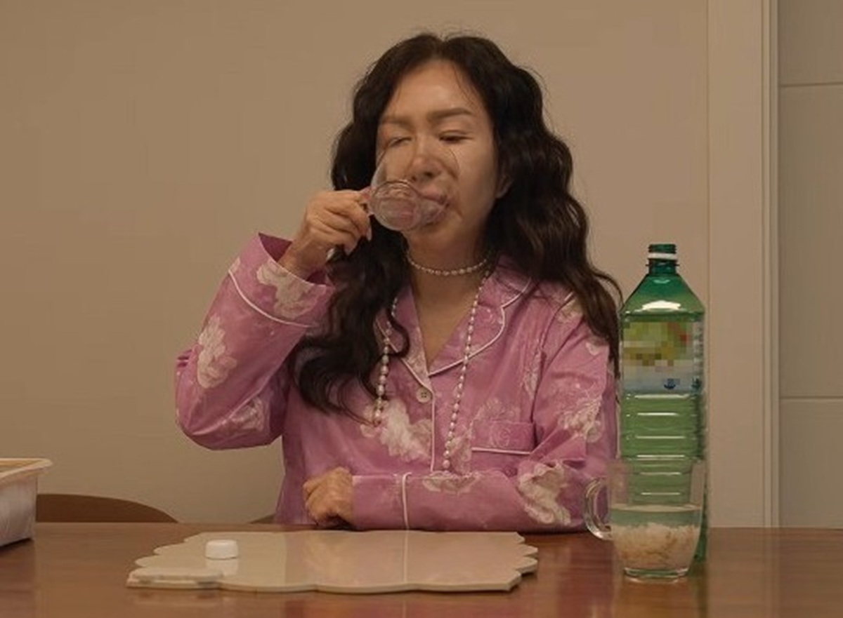 박준금 물 마시는 화면