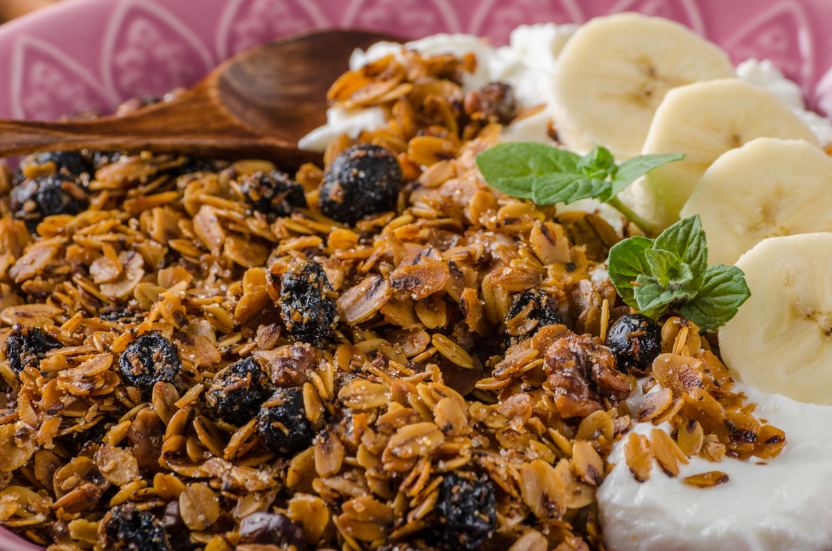 통곡물 올라간 요거트