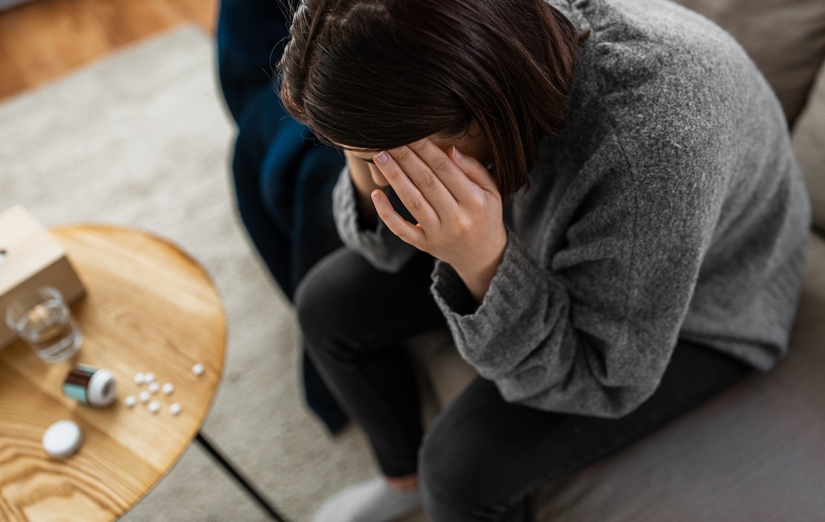 앞에 약을 둔 사람