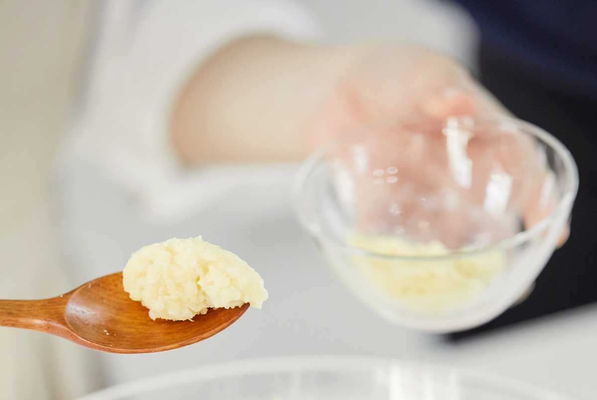 마늘 넣는 사진