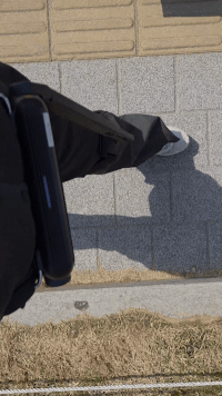 착용하고 걷는 모습 gif 파일