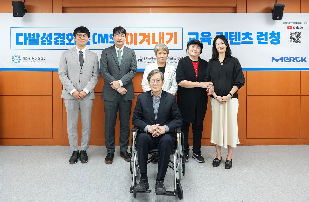기념사진 촬영 모습