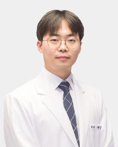 의사 선생님 사진
