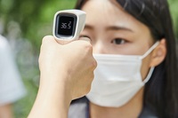 �ڷγ��� ����ũ, ������ ������ ��Ʈ�����͡����� ����