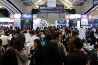 ġ�� â�� 100�ֳ� ������ ��Ȳ�� ����