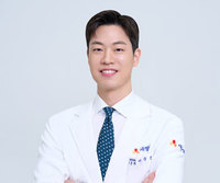 [의학칼럼] 지속되는 손가락 마디 통증, 단순한 통증일까