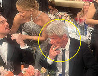 ���۷κ� �û���弭 ����� ���⡯ ������ ��ī������ ��, ��..