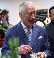 �� �սǿ��� � ���� ��� ������? ����ħ�� ���̰͡� ������ ..