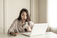 ���� ���ڸ��� Ŀ�ǡ��� ������ �� ���� �ء� ���̶� ���ž� ����..