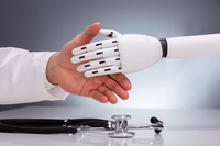 “의사·간호사·AI 로봇 협업으로 환자 치료하는 시대 온다”