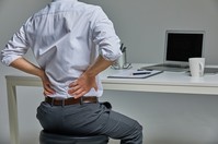 강직성척추염 3년 새 23% 증가… 20~40대 남성 특히 주의