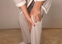 인공관절 효과 얼마나 지속? 1200여명 15년 추적해보니…