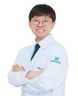 [의학칼럼]무릎보다 간과하기 쉬운 ‘발목 관절염’, 방치하면 보행의 자유 잃는다