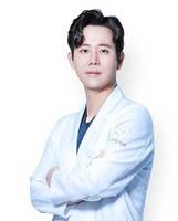 10년 뒤에도 아름다운 가슴, 보형물의 지속성과 안전 따져야