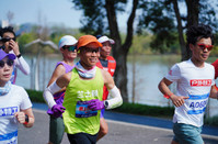 ‘100일 동안 100km씩 달리기’ 도전한 中 남성… 결과는?