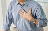 숨 막히는 공황발작에 ‘이 치료’ 효과 확인