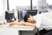 주말에 몰아 잤으니 괜찮다고? 몸 회복에 큰 도움 안 된다