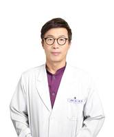 [의학칼럼] 안전한 시력교정의 시작, ‘​비쥬맥스 800’​이란?