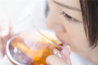 “커피 대신 마셔라” 혈당 뚝 낮추는 음료 4가지