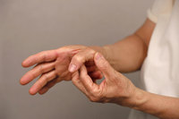 손가락 골절 수술의 발전… 깨어있는 상태서 정밀 치료