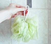 “매일 하던 행동인데”… 피부 해치는 ‘샤워 습관’ 5가지