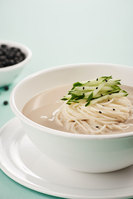 드디어 콩국수 개시… ‘이것’ 안 넣으면 영양 균형 ‘글쎄’