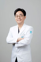 [의학칼럼] 비문증 뒤에 숨은 실명 질환… ‘망막박리’ 증상은