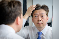 머리가 하얗게 ‘새다’ vs ‘세다’… 맞는 표현은?