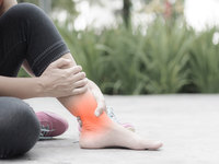 발목 아파 덜 걸었더니… “당뇨·심혈관질환 위험 증가한다”