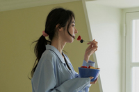 “암 위험 낮아져” 종양 전문의, 단 것 당길 때 ‘이것’ 먹는다